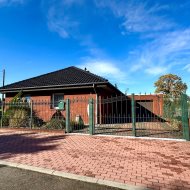 Dom na sprzedaż